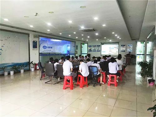 初心不改，砥礪前行丨漢斯頓年中總結(jié)會(huì)隆重召