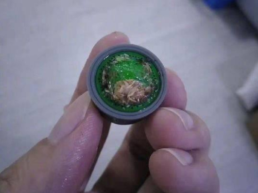 嚇人！北京海淀某小區(qū)自來水中出現(xiàn)活蟲，什么